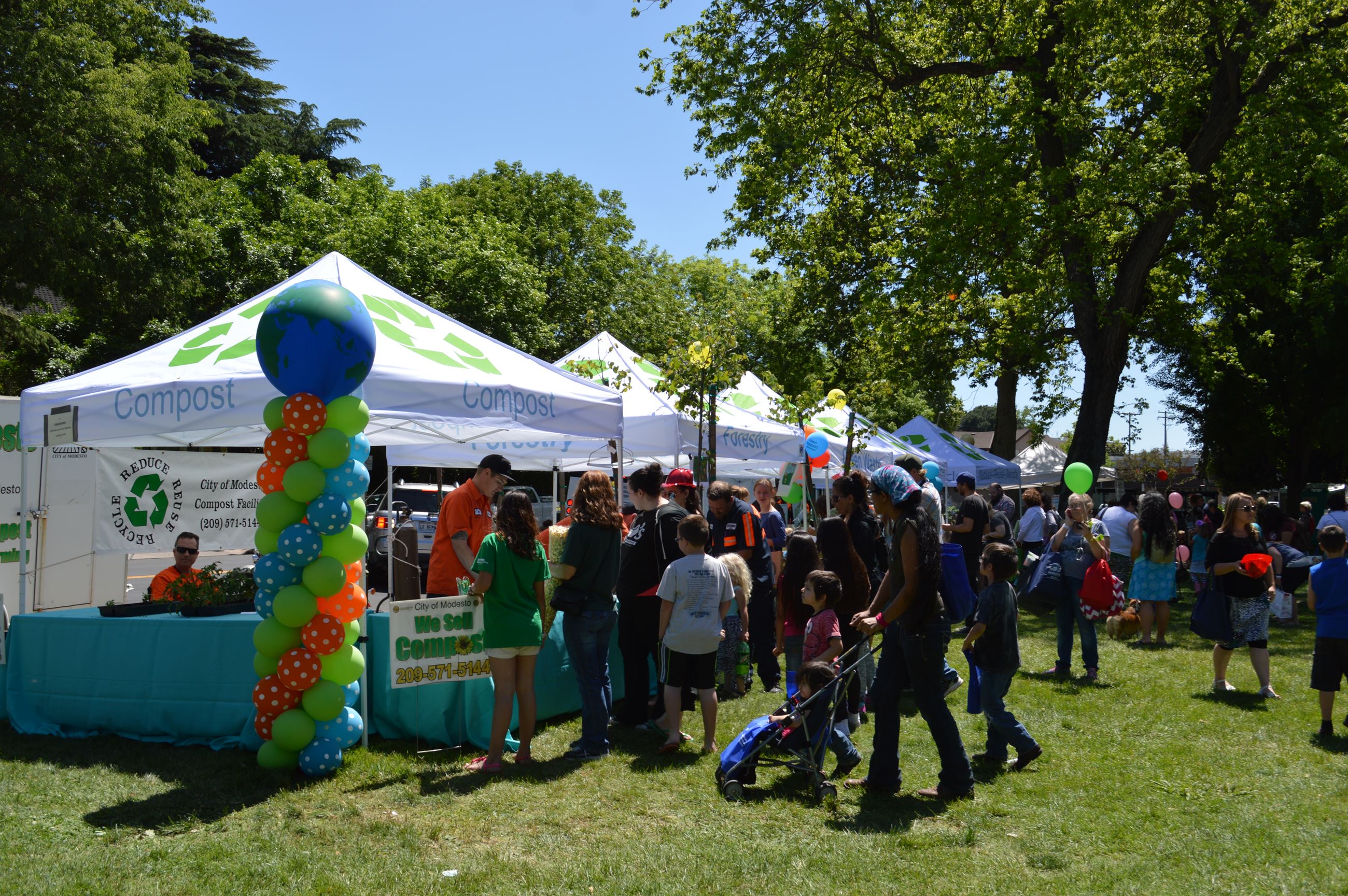 City of Modesto Booths (crowd shot)